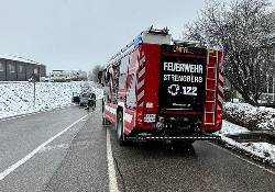 Bezirk Amstetten: Verkehrsunfälle hielten Feuerwehren auf Trab